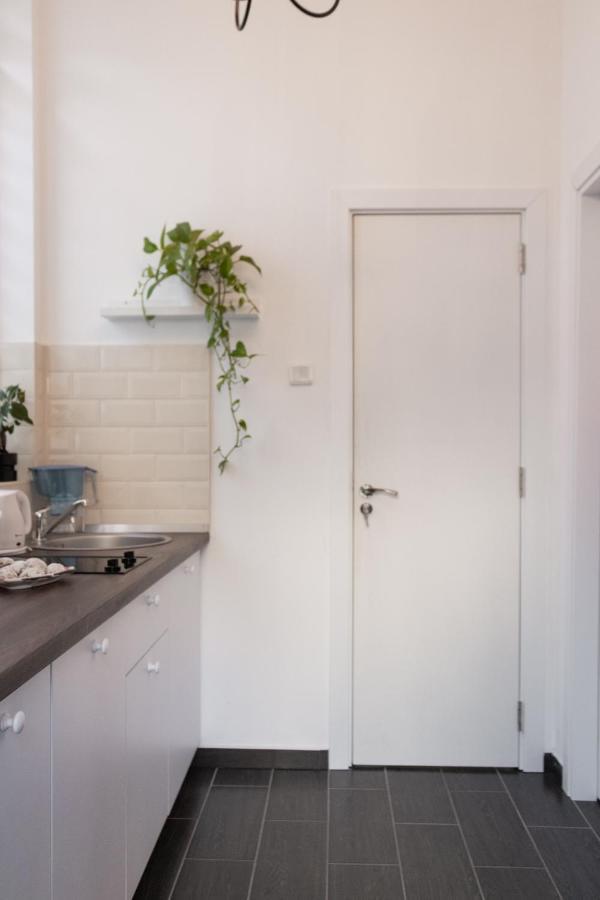 Maison 33 Букурещ Екстериор снимка