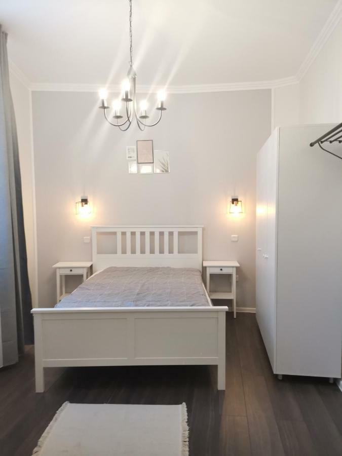 Maison 33 Букурещ Екстериор снимка