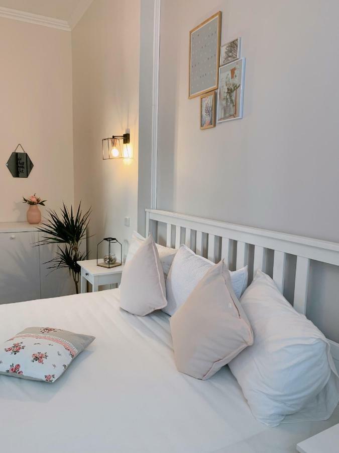 Maison 33 Букурещ Екстериор снимка